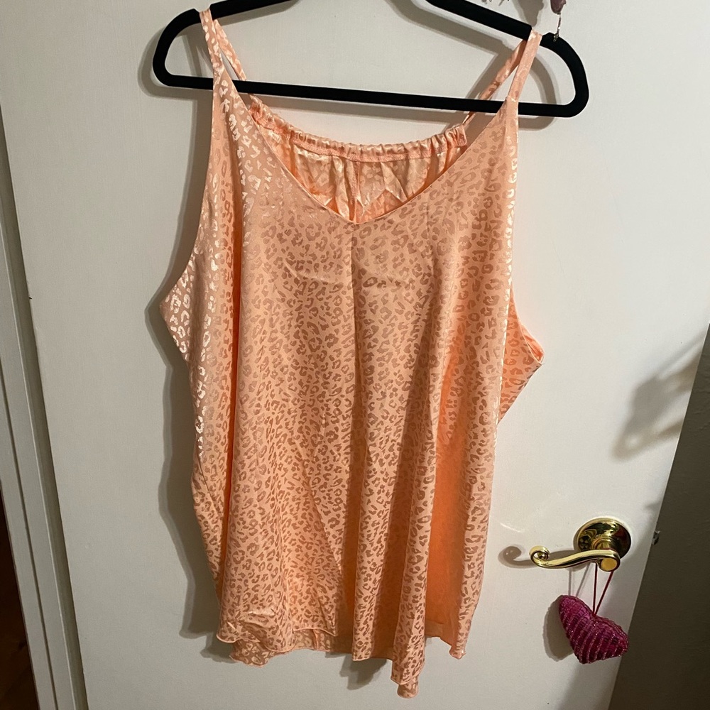 3X Light orange leopard print tank top - Picture 8 of 8